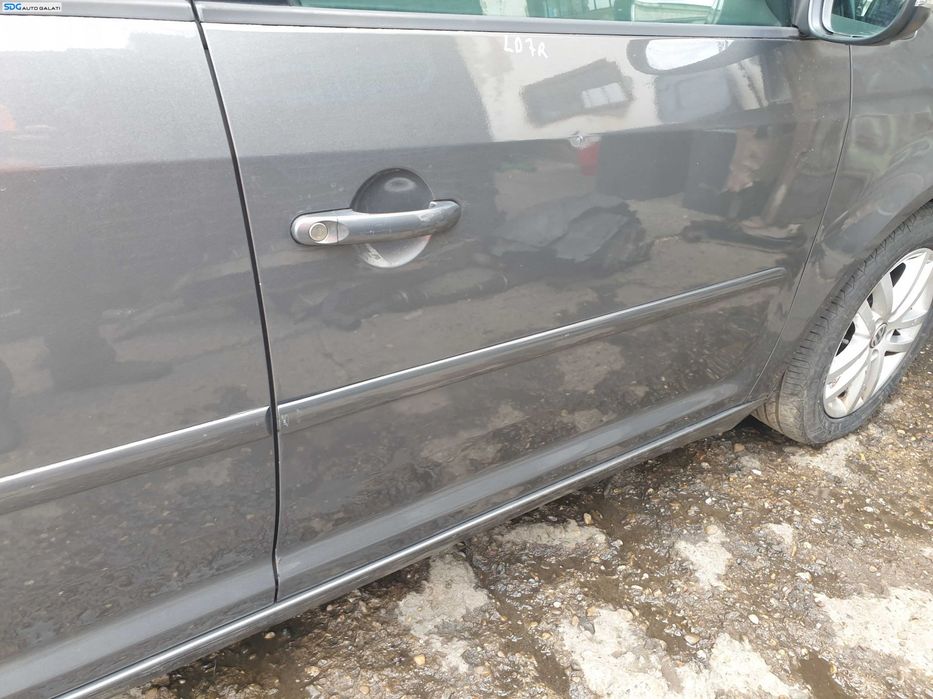 Usa Usi Portiera Portiere Dreapta Fata Dezechipata Volkswagen Touran 1T3 2010 - 2015 Culoare LD7R [K5523]