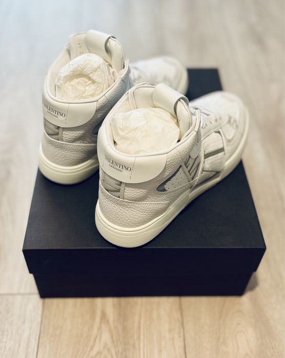 Sneakers Valentino VLTN 41, accept crypto BTC/ETH/USDT/USDC