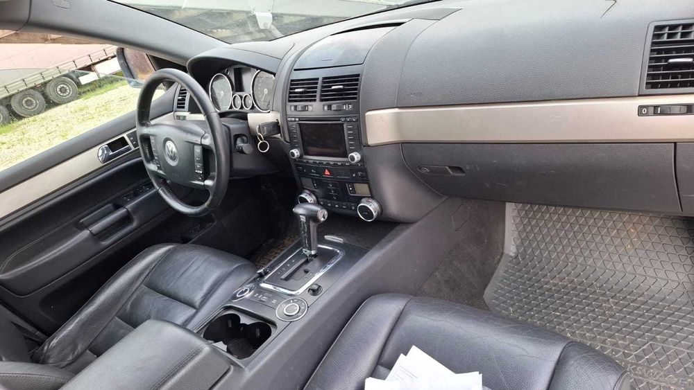 Aripa fata stanga dreapta VW Touareg 3.0 TDI 2006 - Piese  dezmembrari