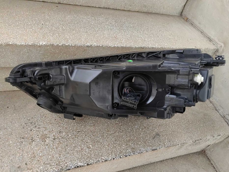 Фар Audi Q5 Matrix LED десен / Фар Ауди Кю5 LED Оригинален