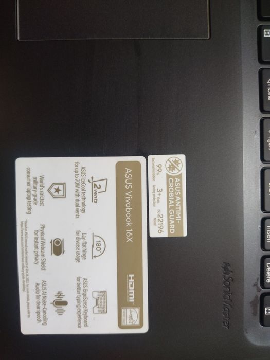 Asus Vivobook 16x
