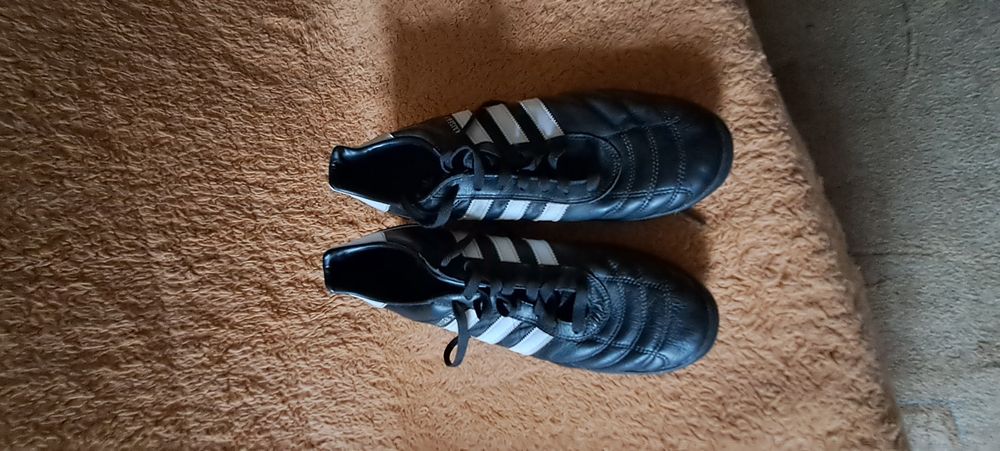 Оригинални бутонки - Adidas
