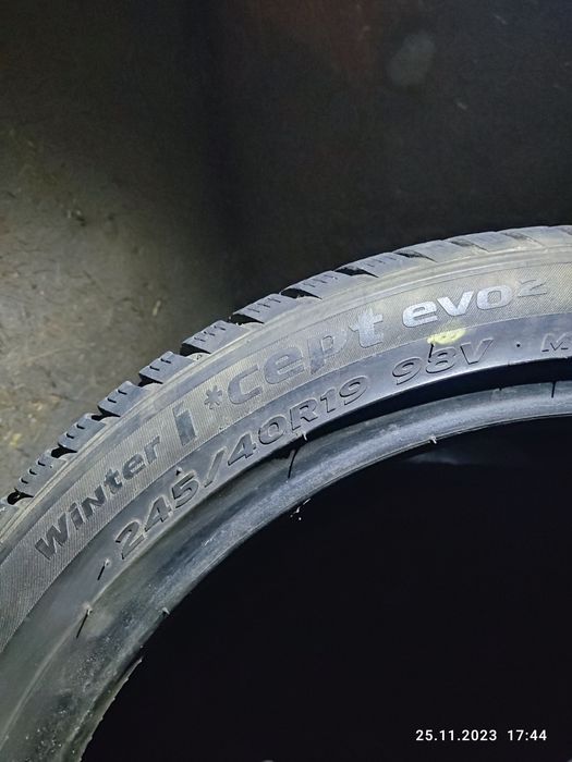 Hankook 245/40/19