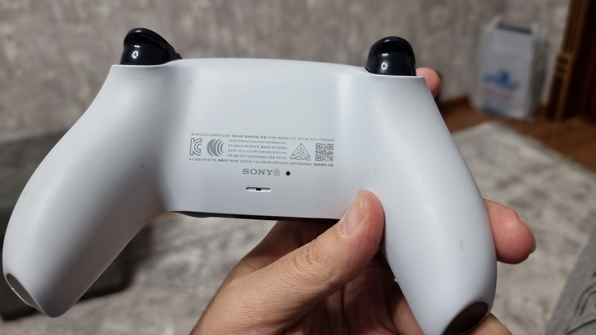 Playstation 5 DualSense Joystik (Джойстик). В идеальном состоянии.