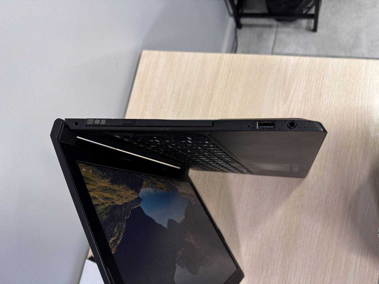 Noutbuk Lenovo B50-30