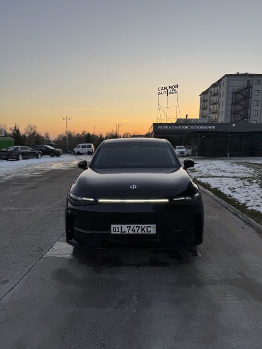 Leapmotor c10 EV
