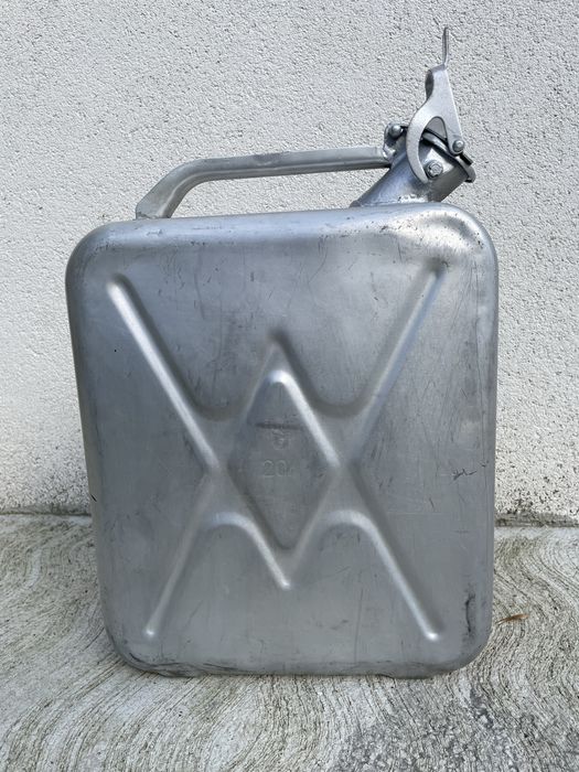 Canistra aluminiu de 20 litri pentru combustibili auto,noua,