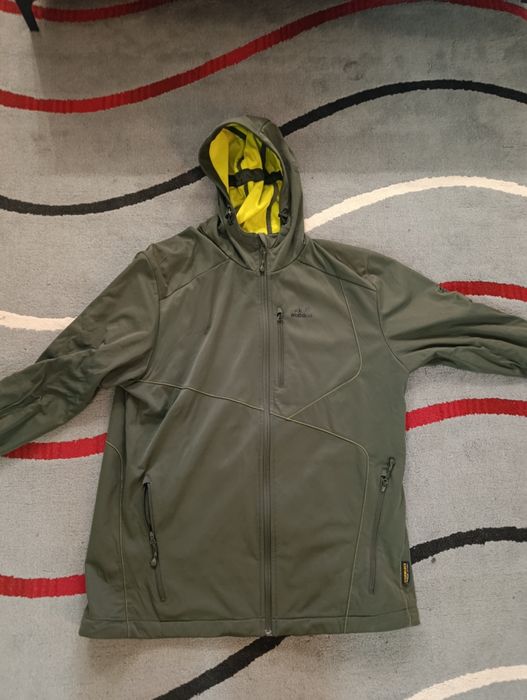 Vând geci jack wolfskin și tenson xl