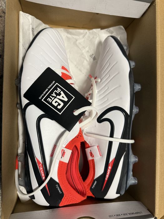 Vand doua perechii de ghete