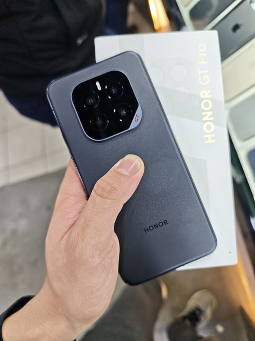 Honor GT Pro 16/512 sotiladi
