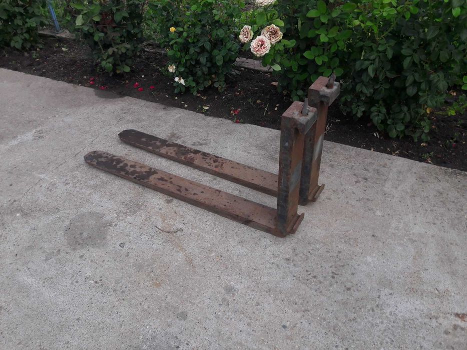 Furci pentru paleti
