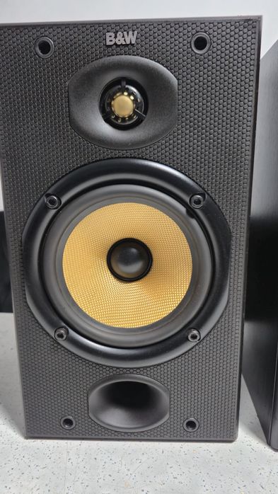 Boxe B&M DM 601 bass reflex