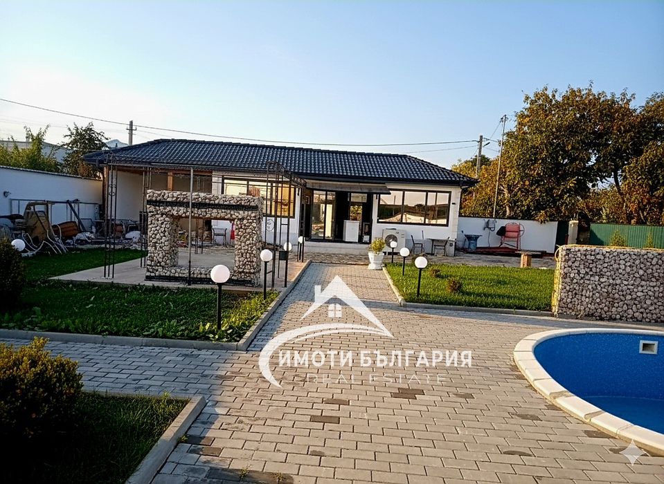 Продава се Къща в Карлово - 99 кв.м за 2677 €/кв.м - Снимка #1