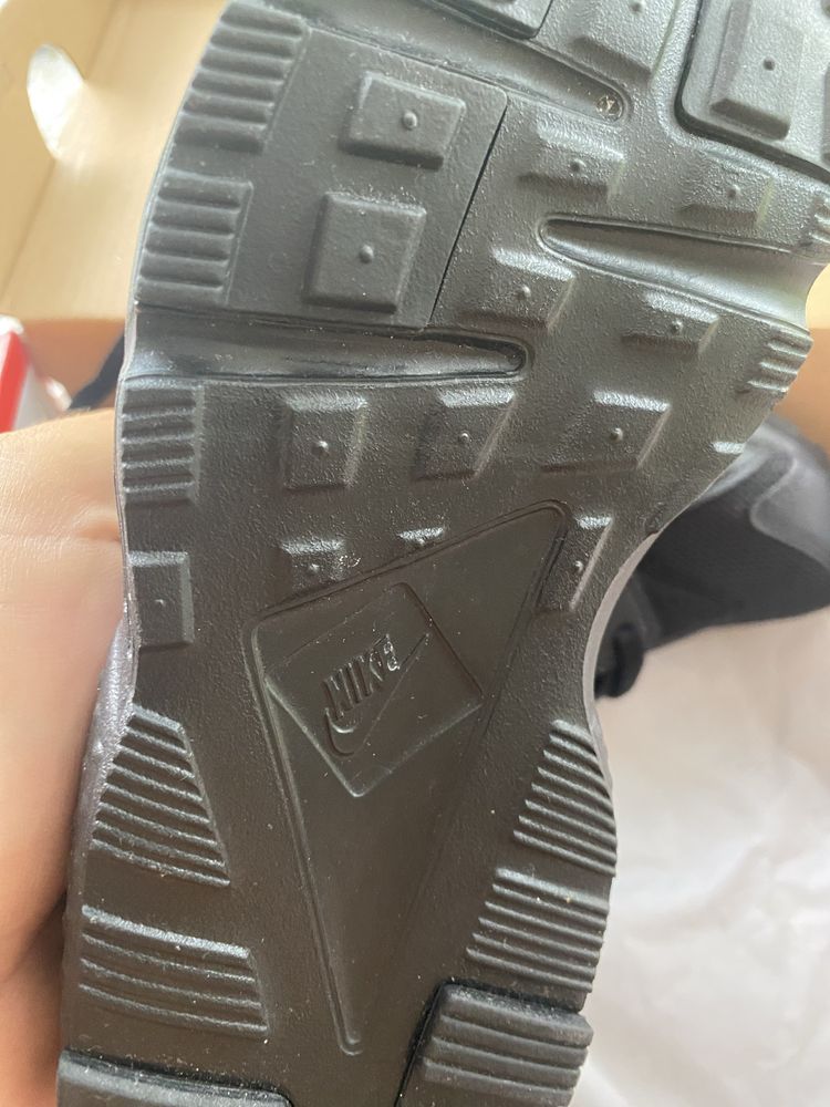 Nike huarache run Сникърси 18,5см номер 30