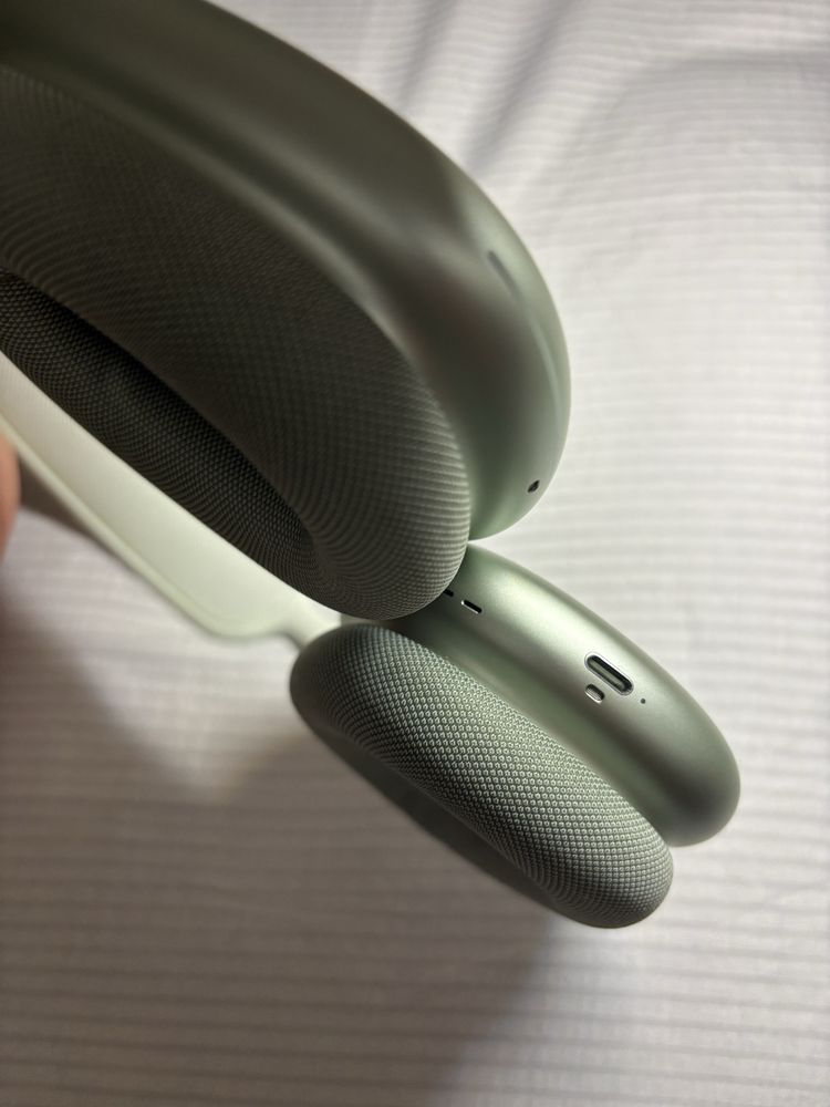 airpods max в идеальном состоянии