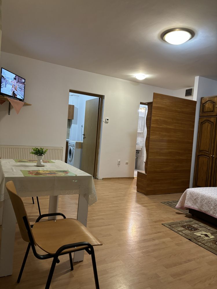 Inchiriez apartament 1 camera Calea Baciului Petrom