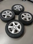 Продавам джанти с гуми зимни Bridgestone blizzak