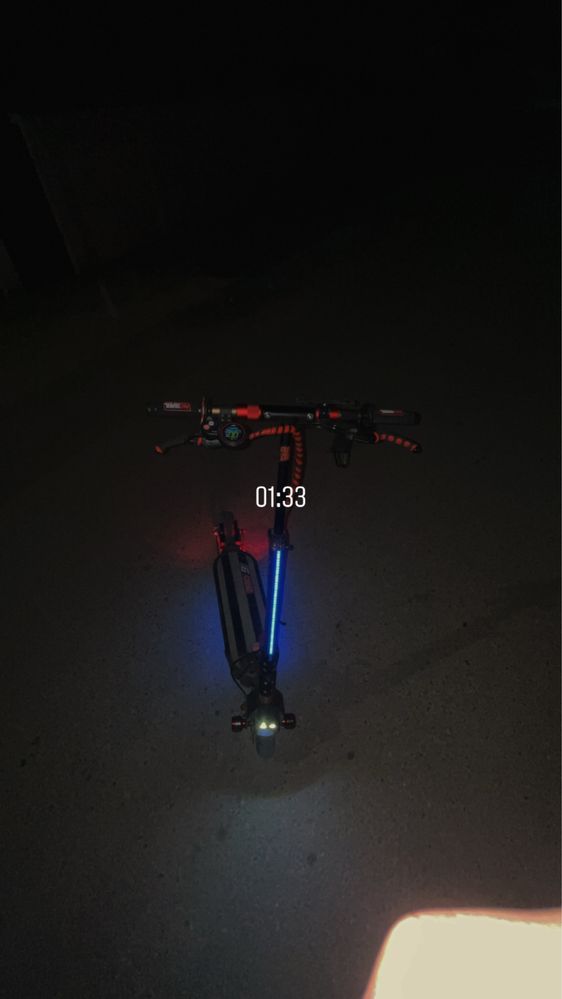 Electric scooter ( zero 9}