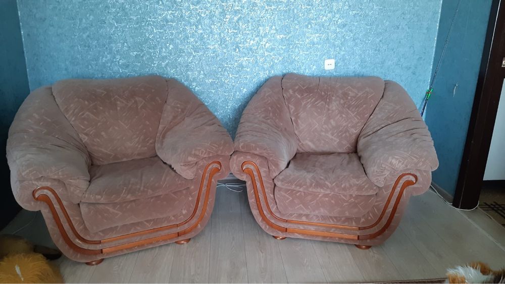 Диван и 2 кресла