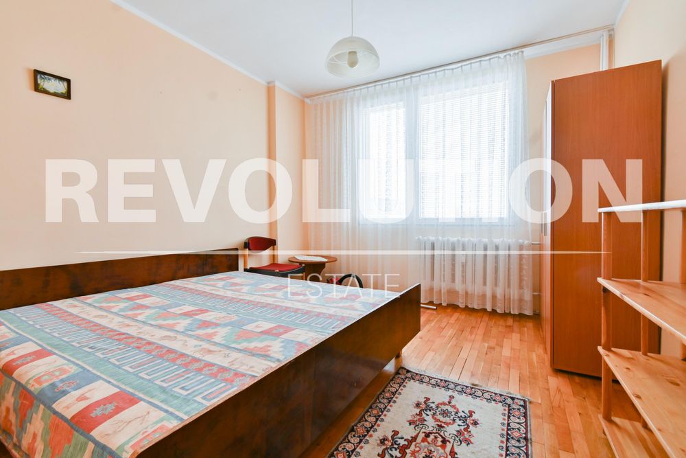 Дава се под наем Тристаен апартамент в София, Младост 4 - 100 кв.м за 500 € - Снимка #3