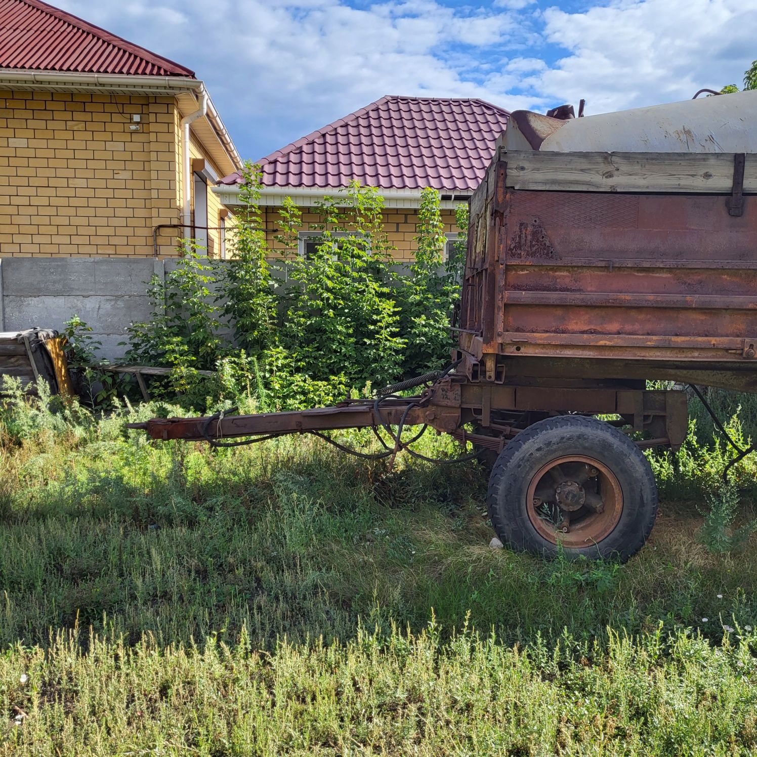 Продам прицеп алматинка срочно прицеп алматинка срочно