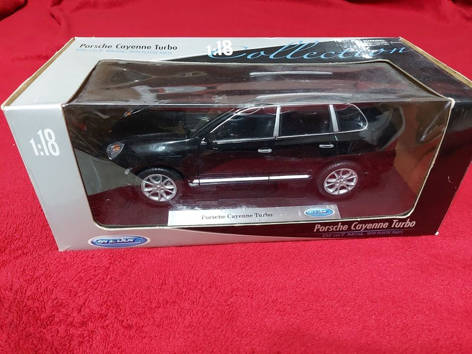 Macheta auto 1/18