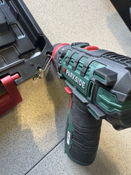 Винтоверт Parkside 12V