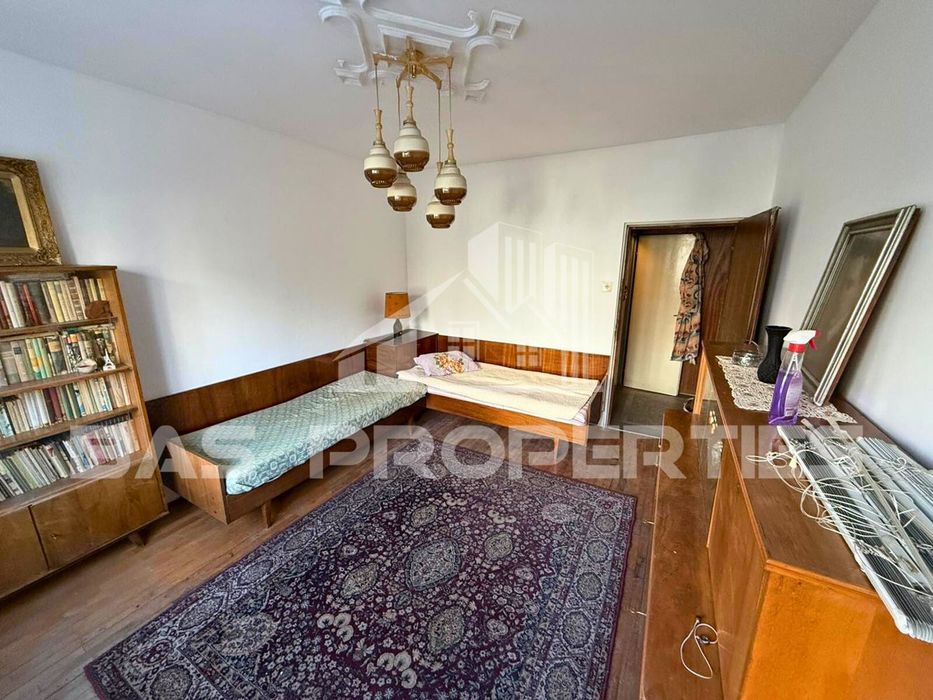 Продава се Тристаен апартамент в София, Красна поляна 3 - 84 кв.м за 2000 €/кв.м - Снимка #5