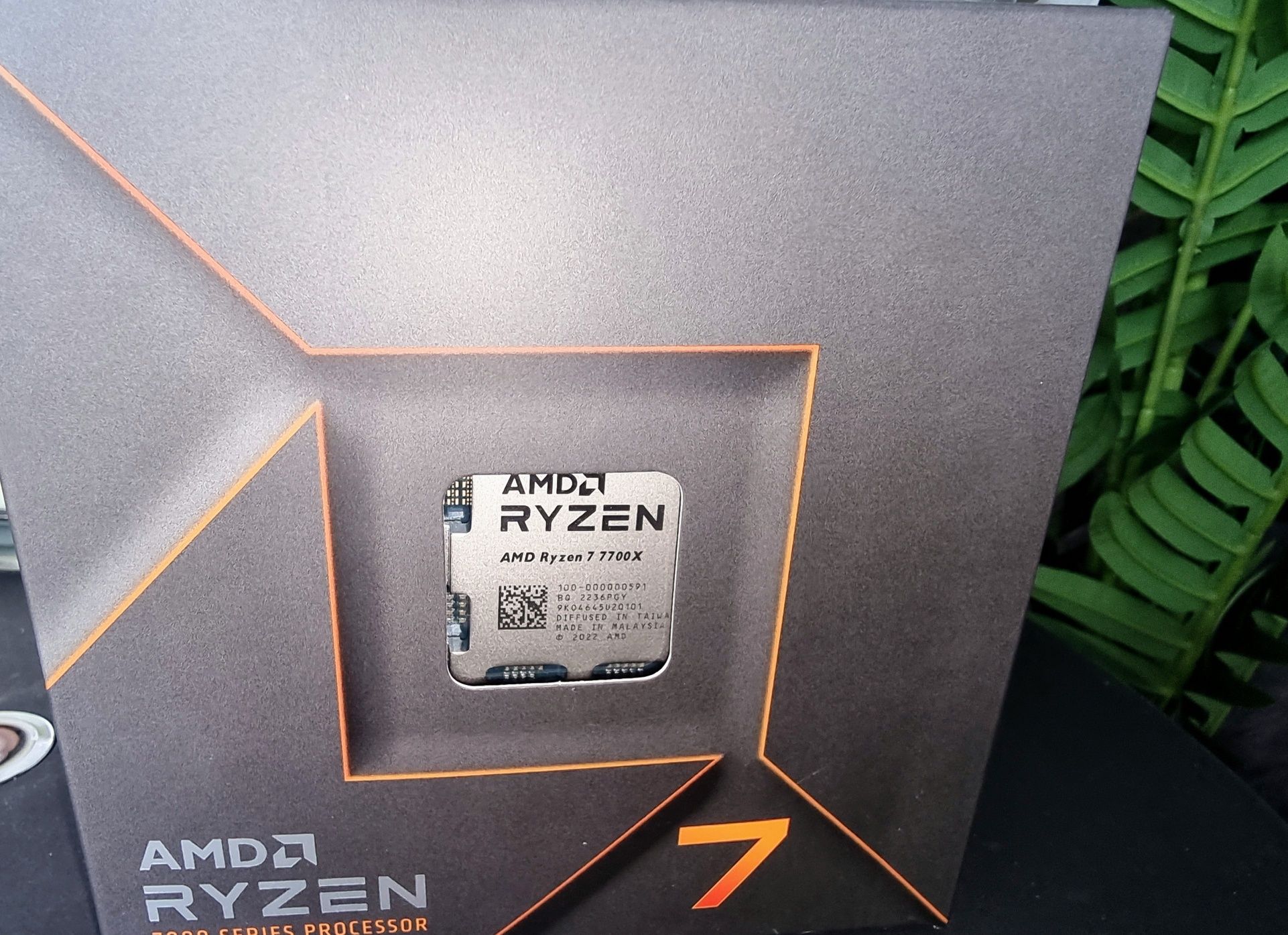 RYZEN 7 AMD-процесор-Ново