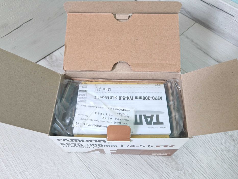 Obiectiv Tamron AF-S 70-300mm - Canon (nou)