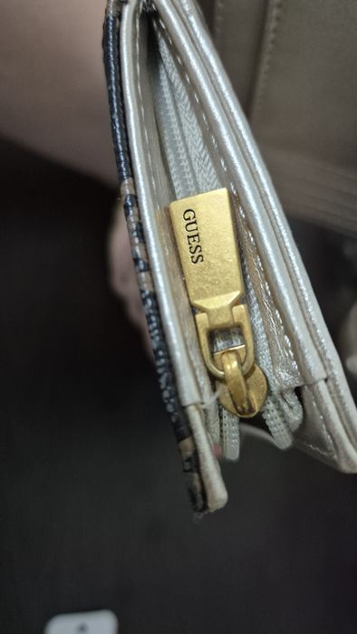 Дамско портмоне Guess