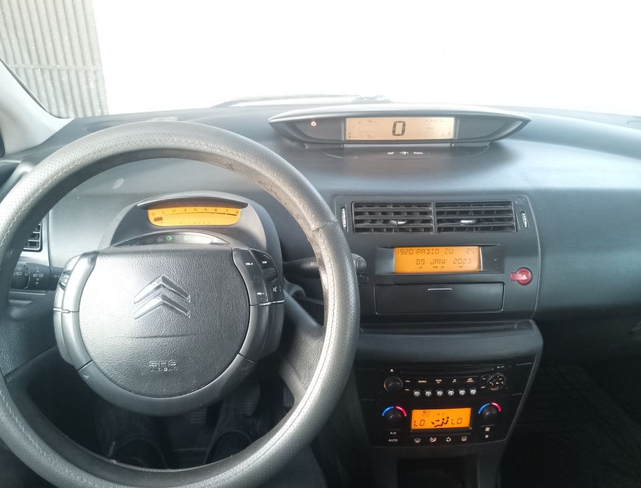Vând Citroen C4 2007