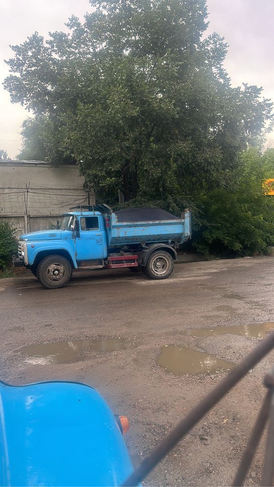 Зил доставка сыпучих грузов.Щебен ,Отсев,Сникерс,