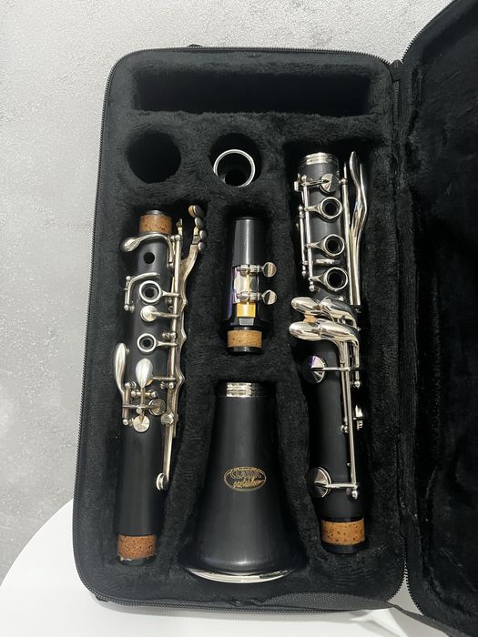 Clarinet Si Bemol