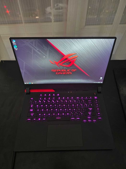 Laptop ASUS ROG ryzen 9 5900HX + RTX 3070 + 32 GB RAM 1.5 TB m2 SSD