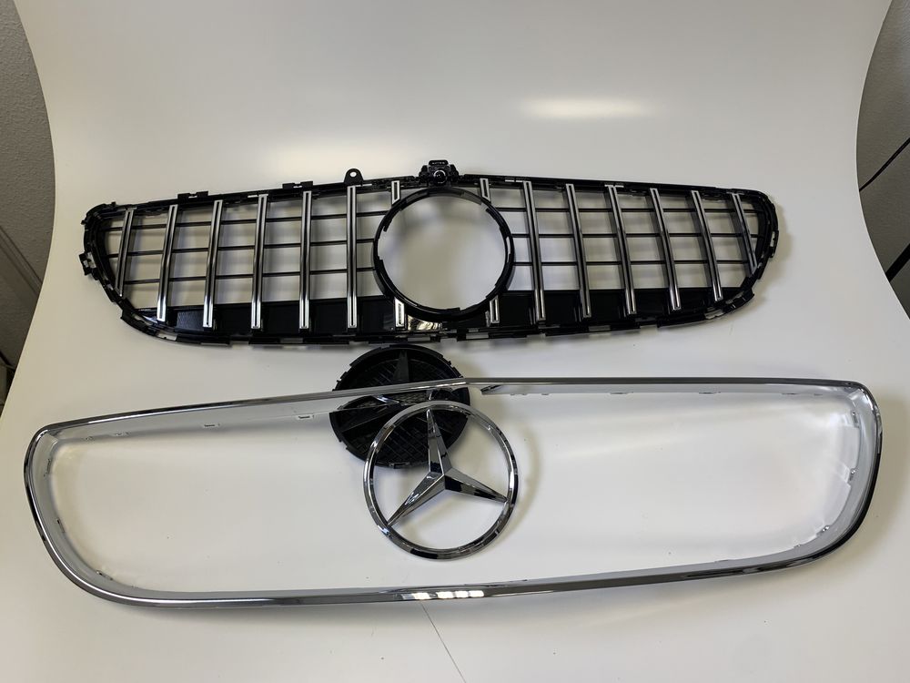 Решетка за Mercedes CLS W218 фейслифт 15-18 GT