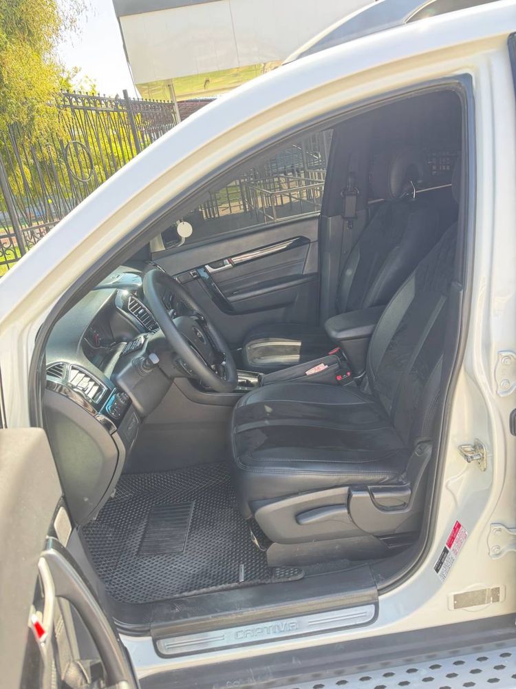 Продается своя Captiva 3 2013года
