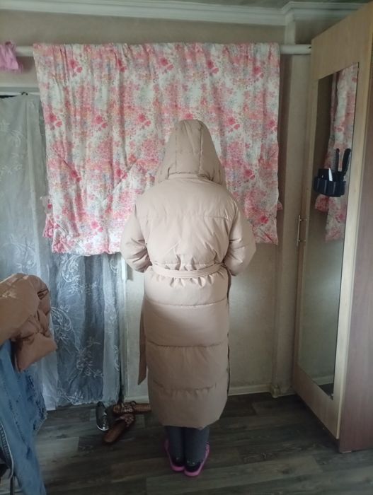 Продам пуховик пальто
