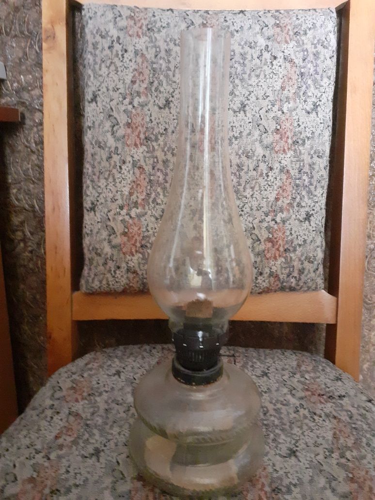 Lampă de petrol cu fitil