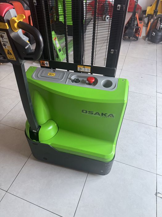 Transpaleta electrica 1,5 tone la 3 metri