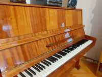 Vând pianină originară din Lvov