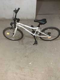 Bicicleta 10-12 ani 450lei