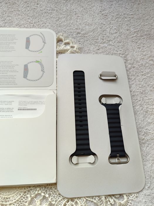 Караганда Продам оригин. ремешок для часов Apple Watch 49mm с подарком