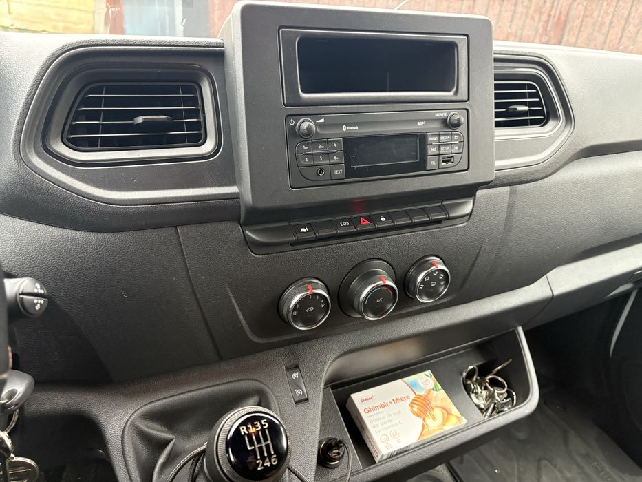 Vand Renault Master an 2021 47.500 km