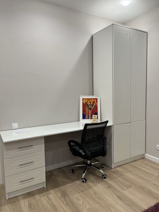 Продам шкаф для детской с рабочей зоной из МДФ