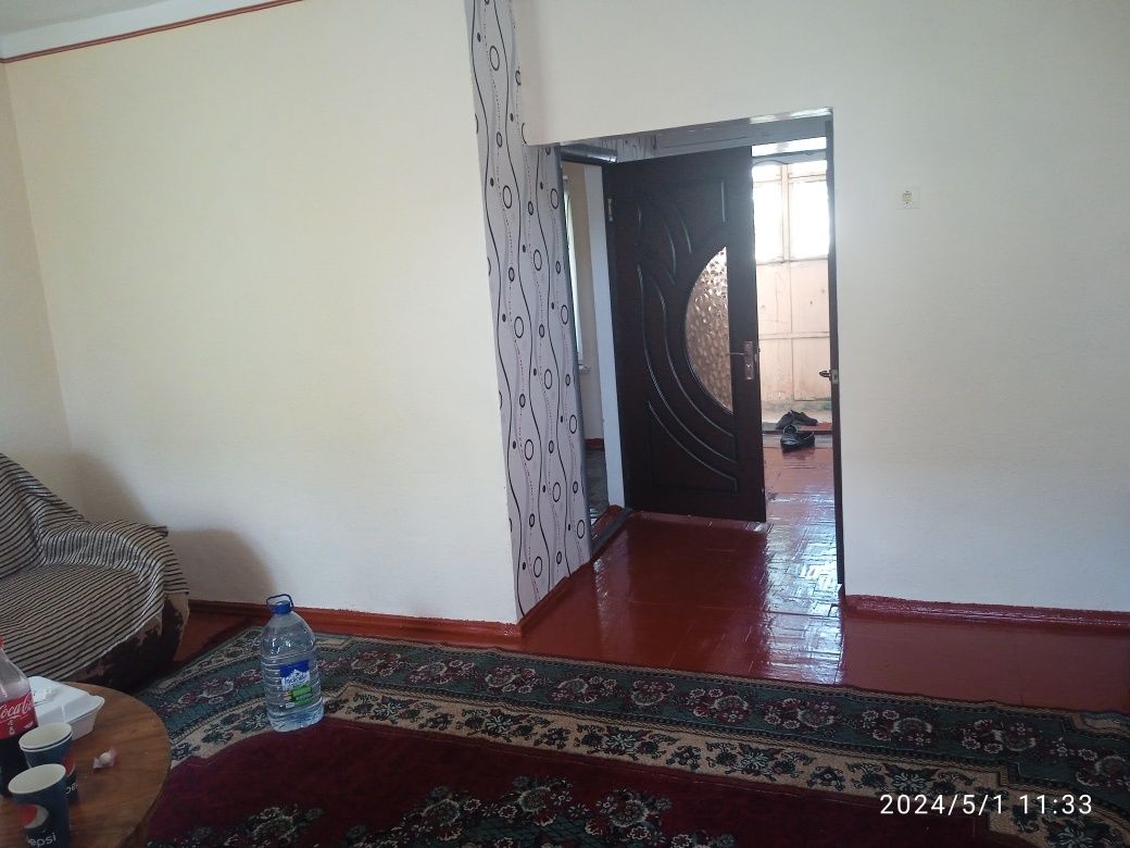 Продаётся 1/3/4.Яшнобод.42кв.м. Авиясозлар. Асалобод 2 .Срочно