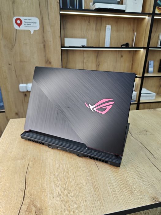 Asus ROG Strix Игровой Ноутбук | Core i5 10Gen | GTX 1650 Ti | 144Hz