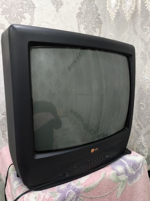 Продам телевизор интернет приставкой Wi-Fi YouTube