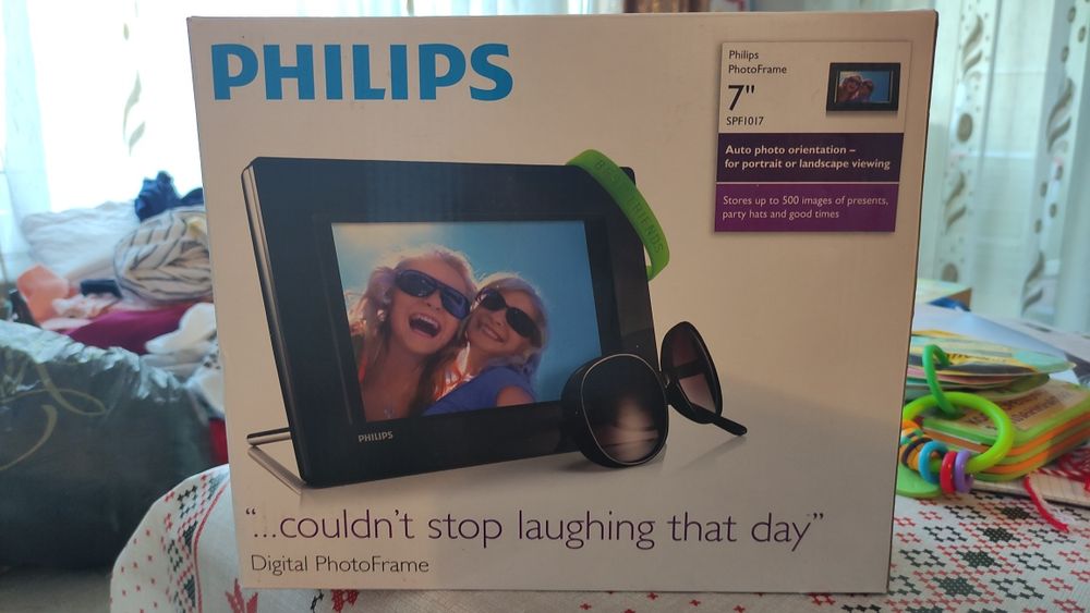 Нова дигитална рамка за снимки Philips 7 инча с допълнителни функции