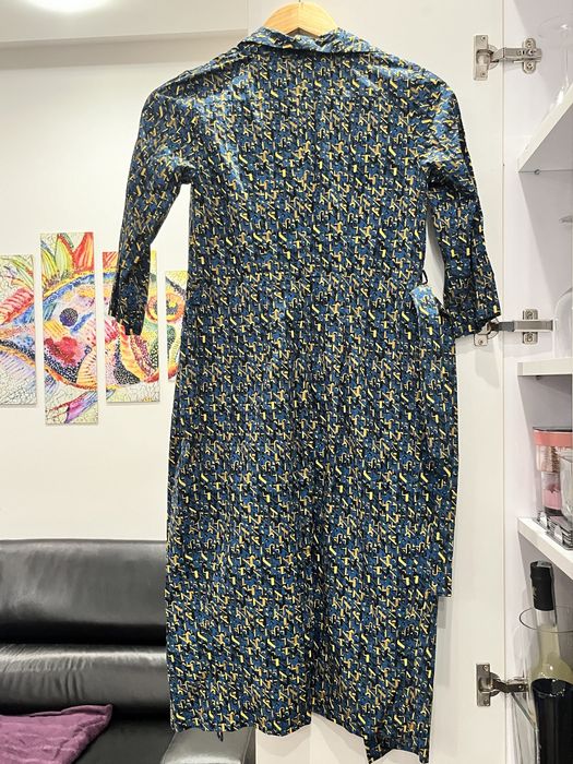 Rochie camasa petrecuta cu maneci